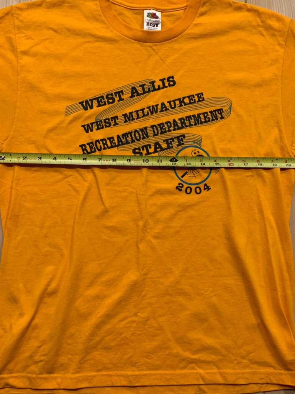 Vintage Y2K West Allis West Milwaukee Recreation Department Staff 2004 T-Shirt L - Picture 4 of 6